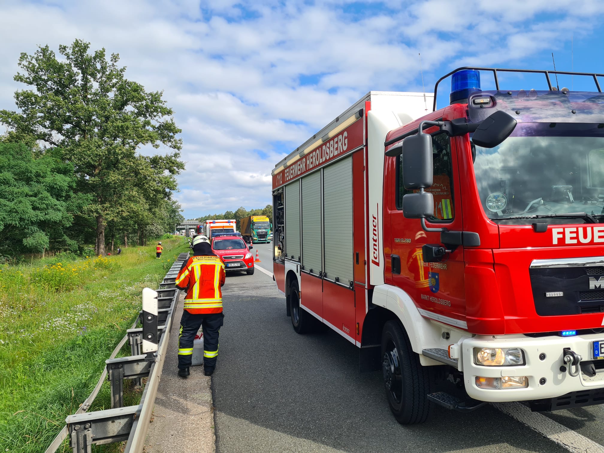 24-07-23 10-03-33 7c30.jpg